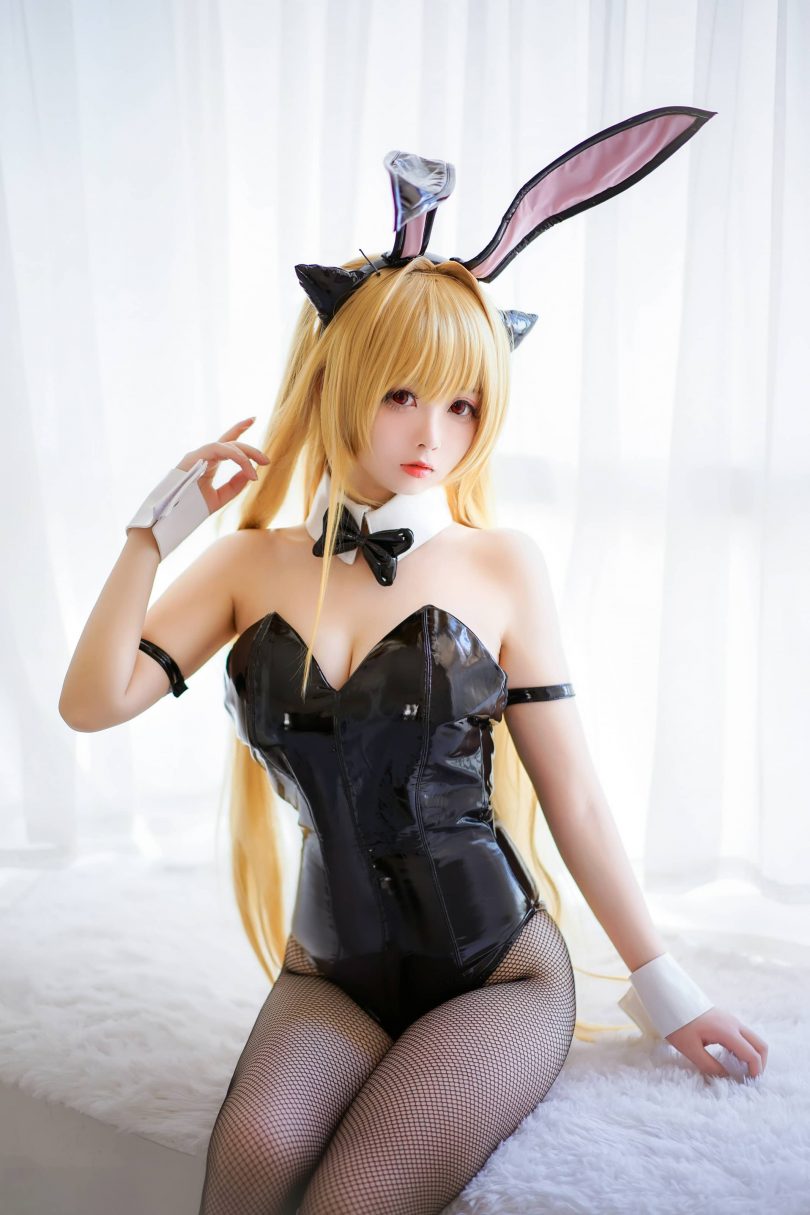 嶋葵cos兔女郎 | 嶋葵_网袜·兔女郎cos作品 [10P-74MB]