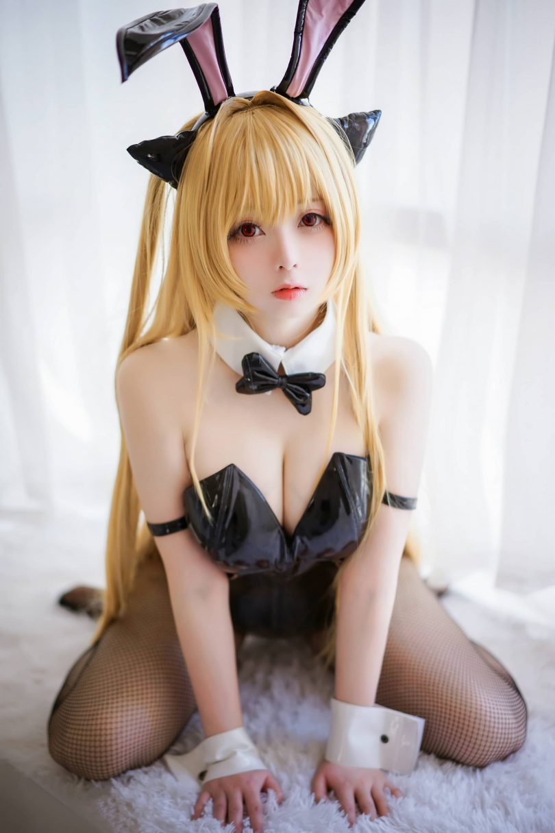 嶋葵cos兔女郎 | 嶋葵_网袜·兔女郎cos作品 [10P-74MB]