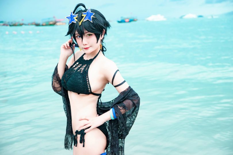 巴鲁巴鲁BaRu cos佐治亚 | 巴鲁巴鲁BaRu_碧蓝航线·佐治亚泳装cos [10P-120MB]