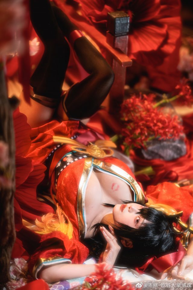 [碧蓝航线]枣糕-吃谷人黛博魂cos大凤，展现性感的病态美(碧蓝航线 猋)插图3