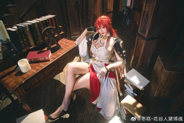 [崩坏：星穹铁道]枣糕-吃谷人黛博魂cos姬子，惊艳引爆社交媒体(崩坏星穹铁道周年庆)插图
