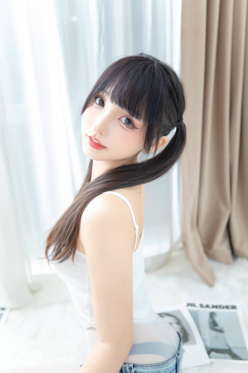 神楽坂真冬cos白兔女 | 神楽坂真冬_牛仔兔兔·白兔女cos作品 [75P-151MB]