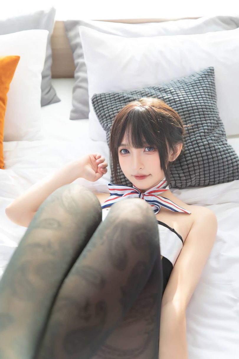 神楽坂真冬cos空姐 | 神楽坂真冬_空中邂逅·空姐制服cos [75P-245MB]