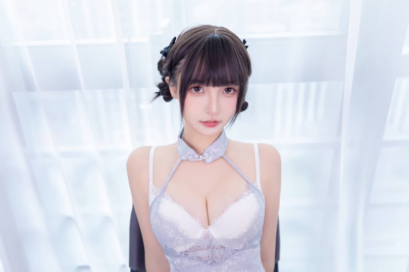 神楽坂真冬_雪糕小姐 cos | 神楽坂真冬_雪糕小姐·吊带裙cos作品 [75P-185MB]插图