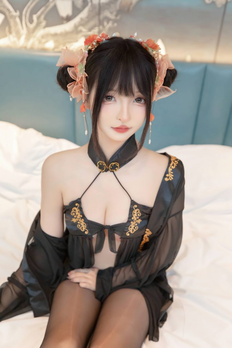 神楽坂真冬_昙花一现cos | 神楽坂真冬_昙花一现·黑色诱惑cos [75P2V-431MB]