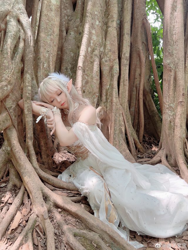 [精灵村]菌子宝宝cos精灵，带您走进奇妙的精灵部落之旅(精灵村是什么动漫)插图1