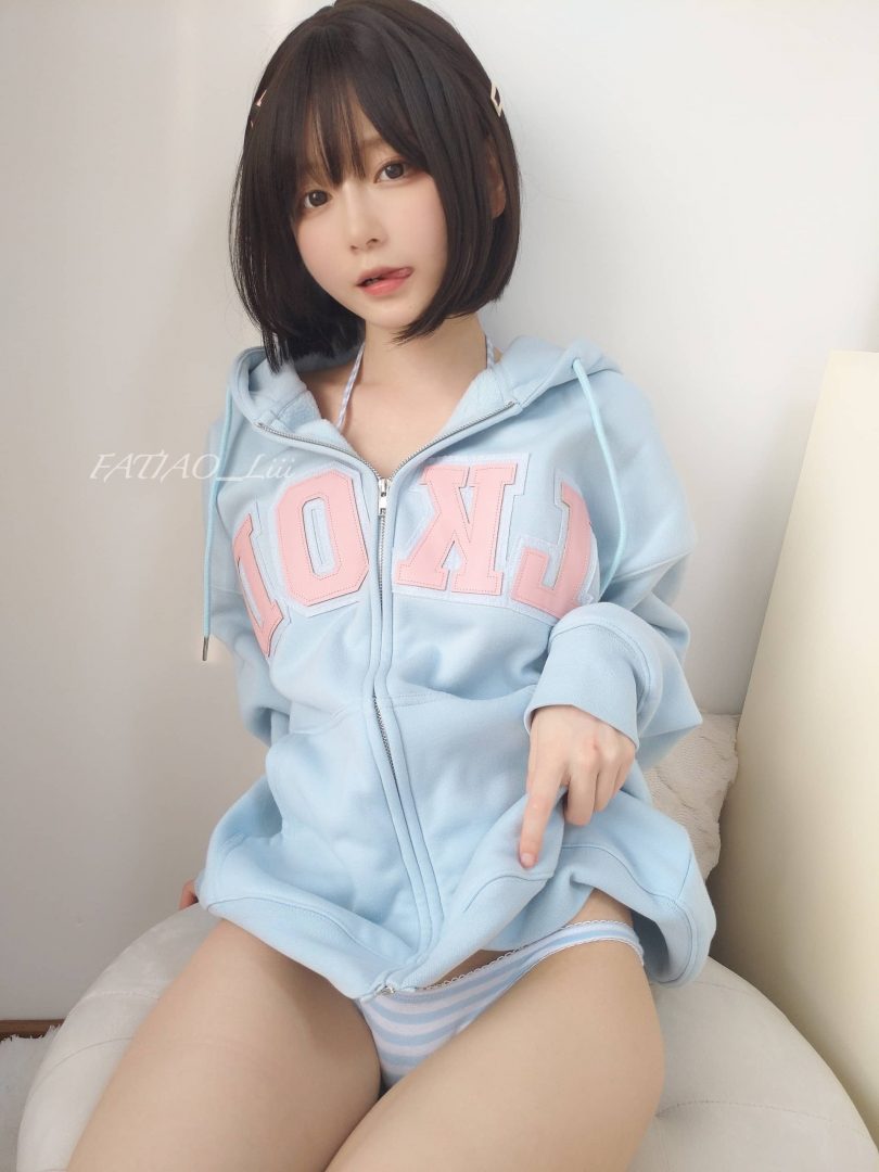迷之呆梨_Fantia cos系列 | 迷之呆梨_Fantia·2022年12月订阅cos合集 [167P6V-428MB](迷之呆梨的性格特点)插图