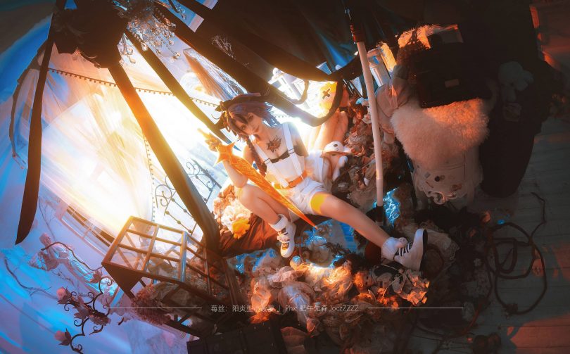 阳炎型小菠萝cos莓丝 | 阳炎型小菠萝_无期迷途·禁闭者莓丝cos作品 [14P-47MB]