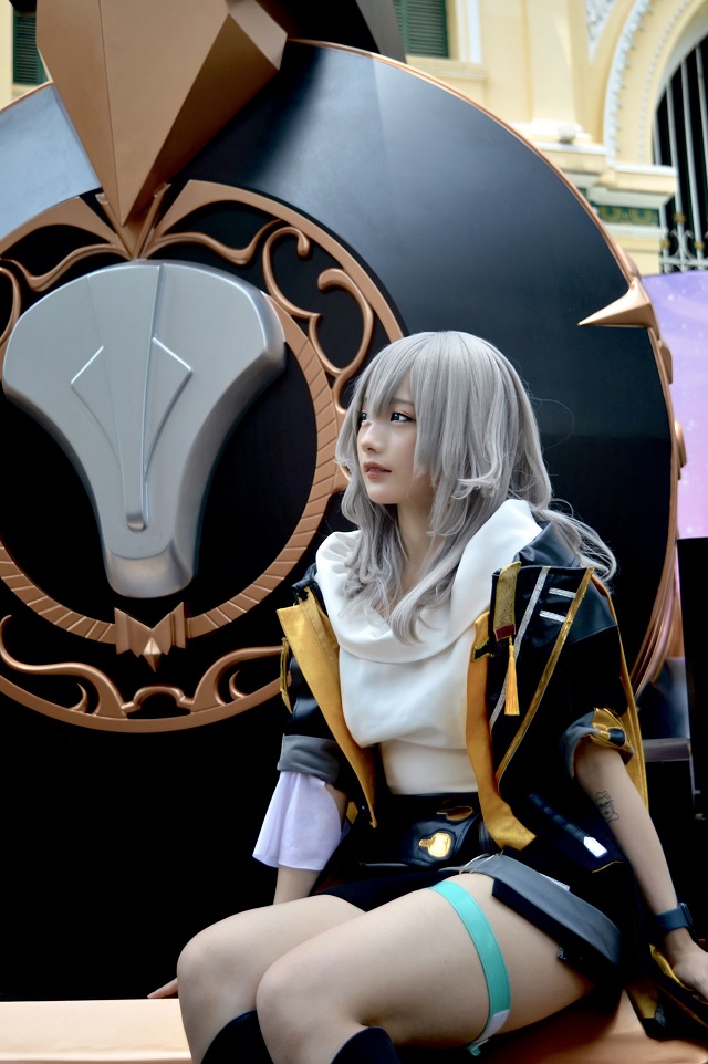 《崩坏:星穹铁道》与众多着名coser的cosplay系列一起,掀起轩然大波(崩坏星穹铁道黄泉) - COS森林