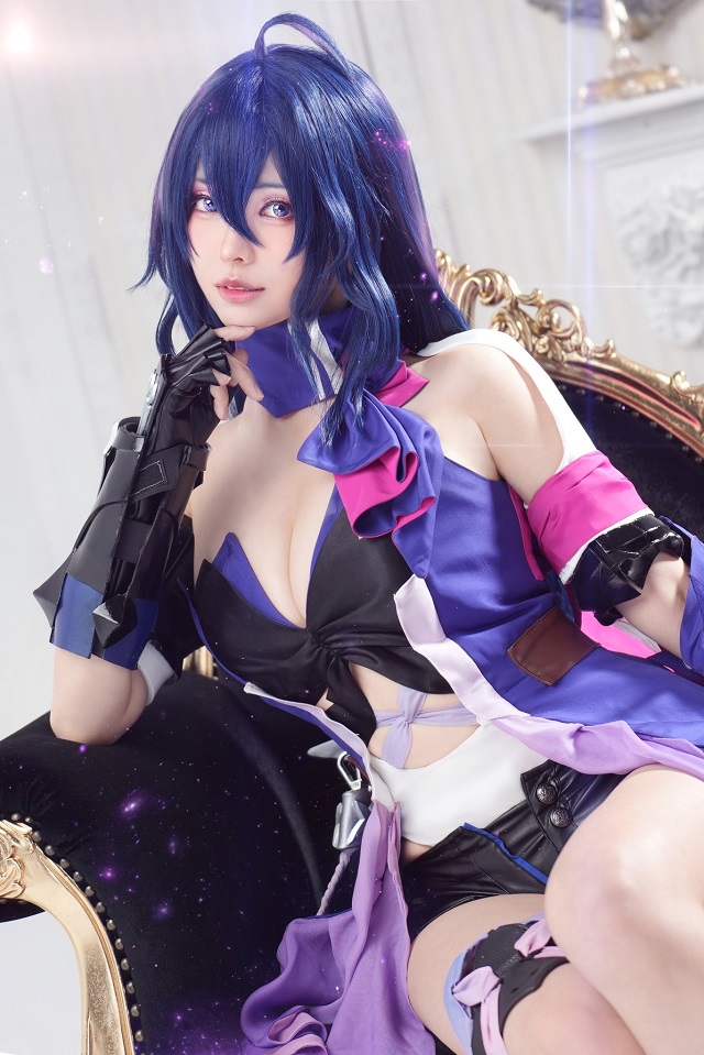 《崩坏：星穹铁道》与众多着名coser的cosplay系列一起，掀起轩然大波(崩坏星穹铁道黄泉)插图8
