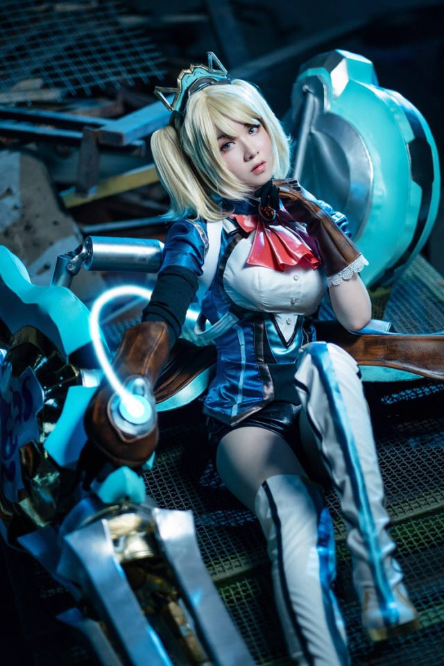 《传说对决》卡芬妮cosplay，来自泰国性感迷人的“幽兰炮姬”！(传说对决太卡)插图3