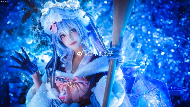 虚拟歌手：猫个裘裘子cos雪未来，带你走进冰雪奇缘的童话世界(虚拟猫咪)插图