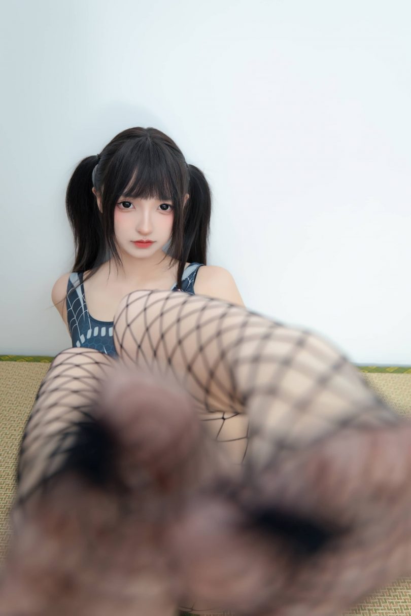 神楽坂真冬cos蜘蛛女孩 | 神楽坂真冬_泳装·蜘蛛女孩cos作品 [75P-187MB]