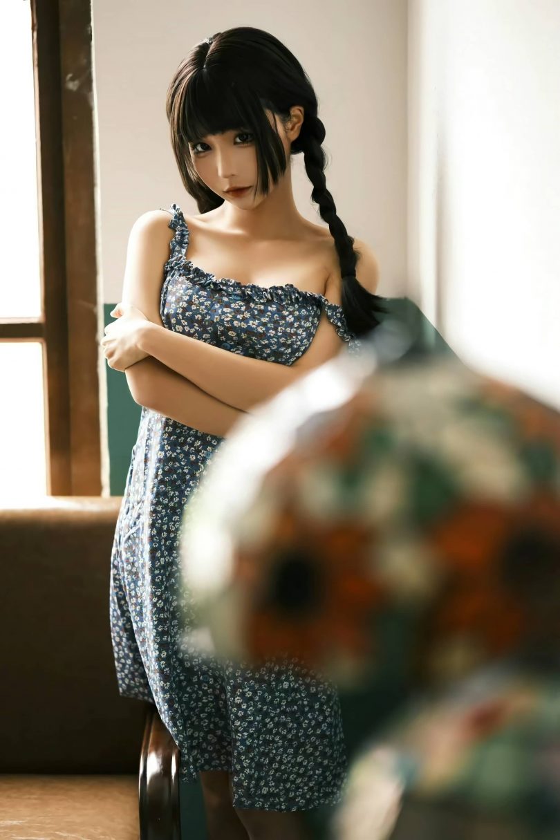 蠢沫沫_往事回忆cos | 蠢沫沫_往事回忆·吊带碎花裙cos作品 [20P-227MB](蠢沫沫真实名字)插图