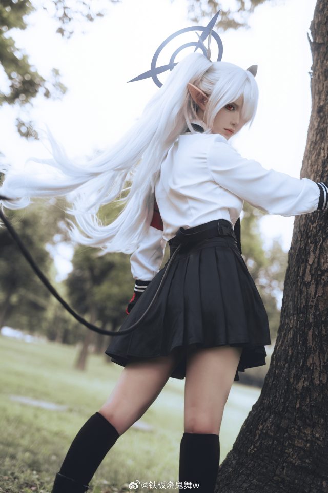 [蔚蓝档案]铁板烧鬼舞w cos银镜伊织，性感与酷帅的完美融合！(蔚蓝档案黑皮) - COS森林