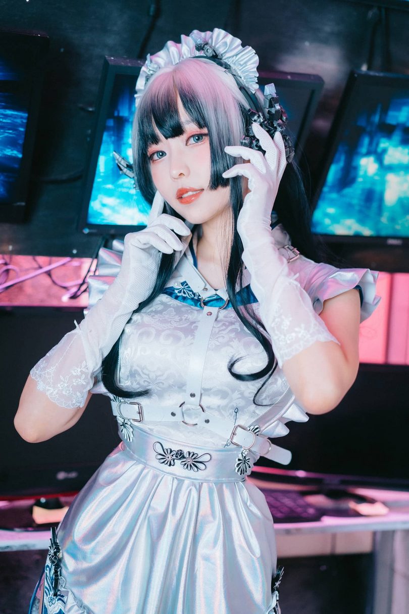 ElyEE子_Violane青辉石·赛博女仆cos [28P-93MB] | ElyEE子cos赛博女仆