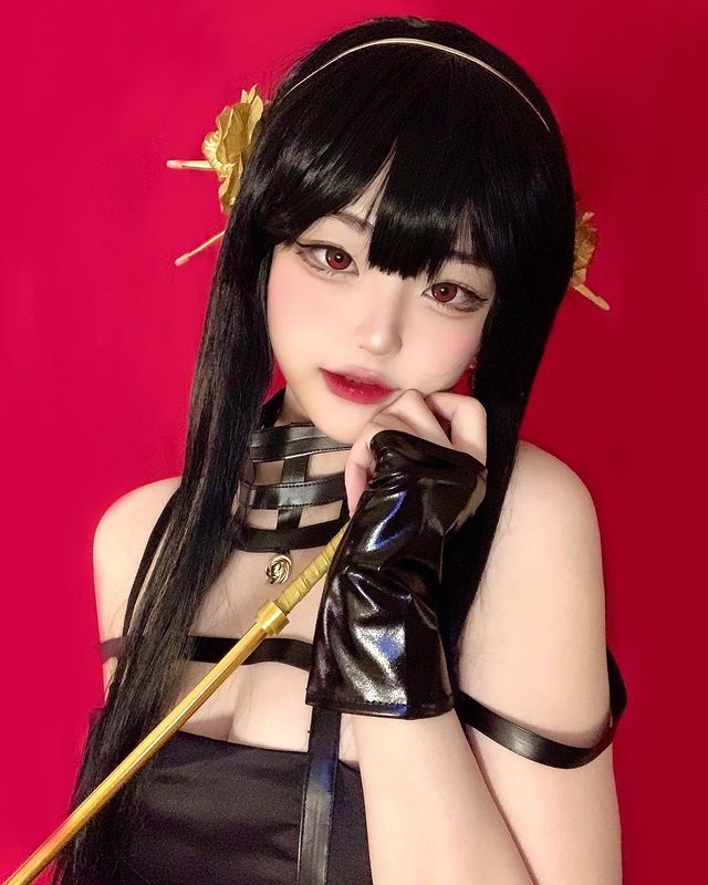 年轻貌美的韩国女coser Hina成为众多粉丝迷恋的“国民waifu”(年轻美丽)插图7