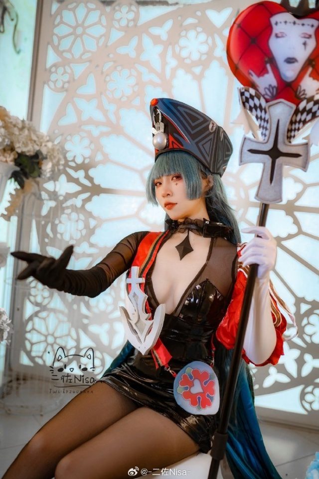 [碧蓝航线]二佐Nisa cos马可波罗，威严又性感的“女神”闪亮登场！(碧蓝航线二叔是谁)插图3