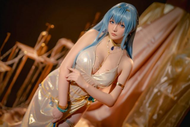 [胜利女神：妮姬]星之迟迟cos海伦，带来一场性感美艳的cosplay盛宴(胜利女神妮姬)插图