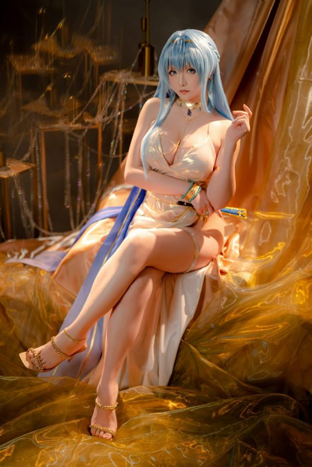 [胜利女神：妮姬]星之迟迟cos海伦，带来一场性感美艳的cosplay盛宴(胜利女神妮姬)插图1