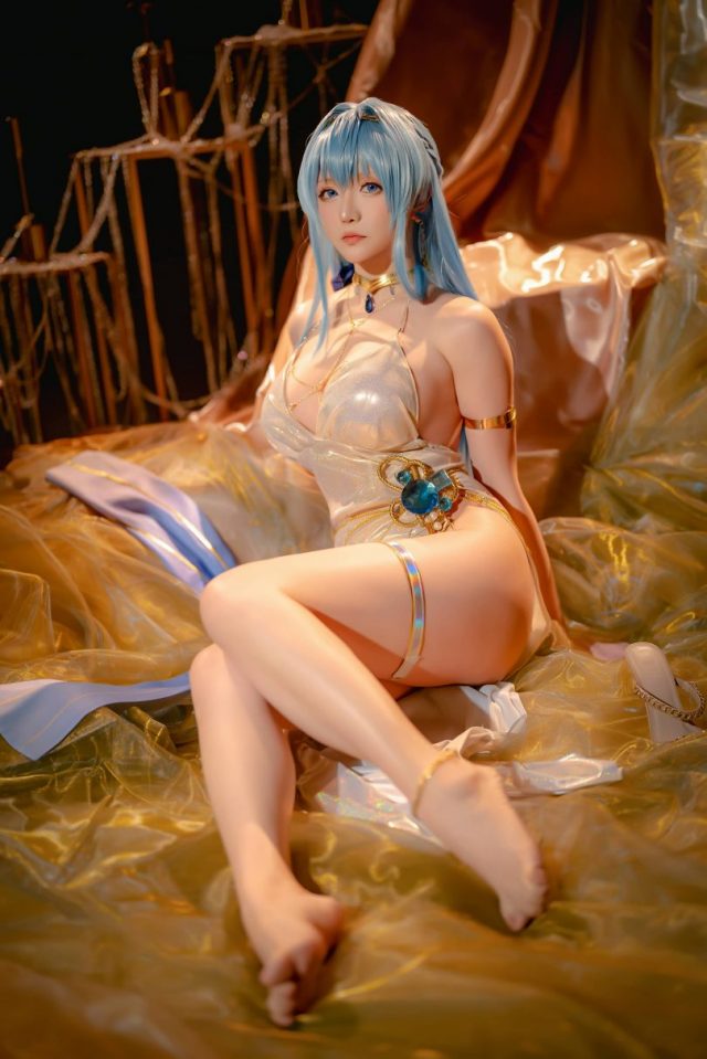 [胜利女神：妮姬]星之迟迟cos海伦，带来一场性感美艳的cosplay盛宴(胜利女神妮姬)插图2