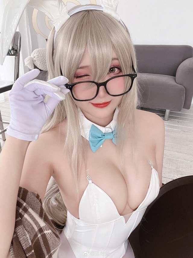 [蔚蓝档案]瓜希酱cos室笠朱音，性感可爱尽显兔女郎魅力插图2