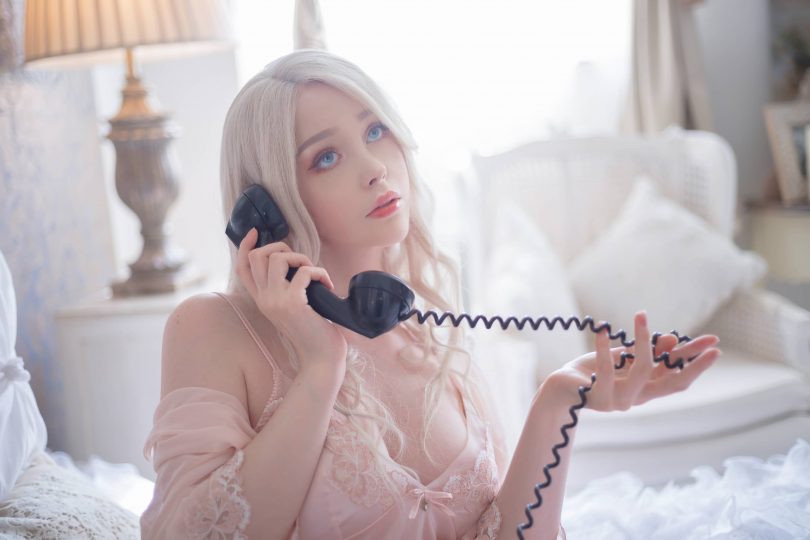 Sayathefox cos居家少女 | Sayathefox_居家少女·粉色套裝cos作品 [15P-122MB]插图