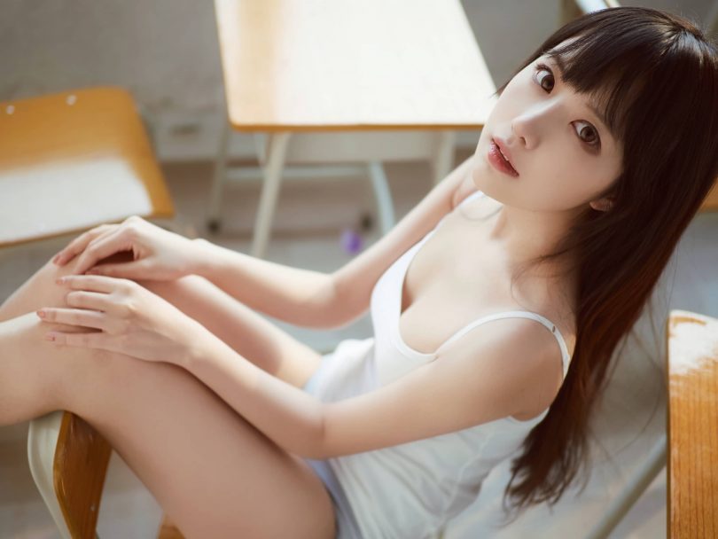 Shika小鹿鹿cos羽鸟 | Shika小鹿鹿_羽鸟·白色小背心cos作品 [20P-233MB]