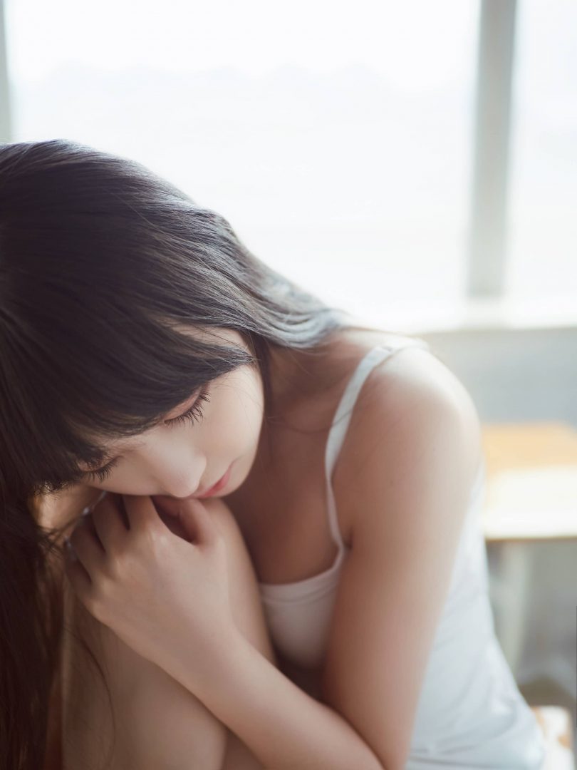 Shika小鹿鹿cos羽鸟 | Shika小鹿鹿_羽鸟·白色小背心cos作品 [20P-233MB]