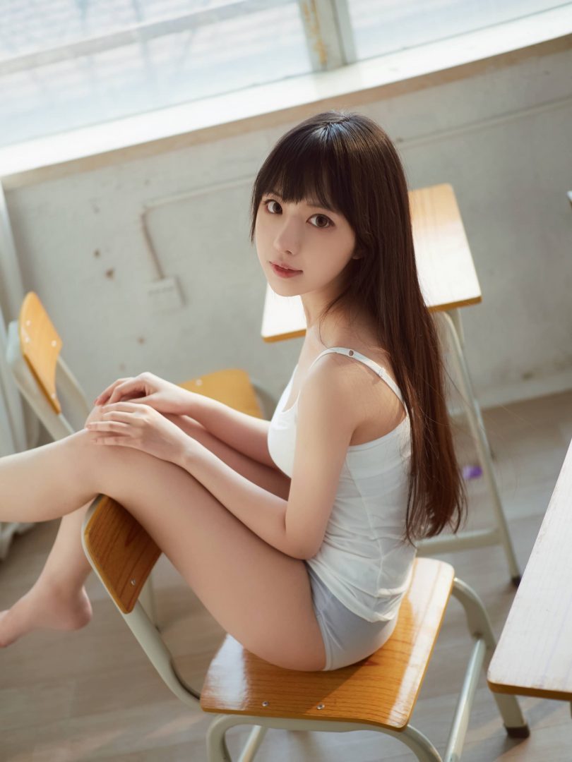 Shika小鹿鹿cos羽鸟 | Shika小鹿鹿_羽鸟·白色小背心cos作品 [20P-233MB]