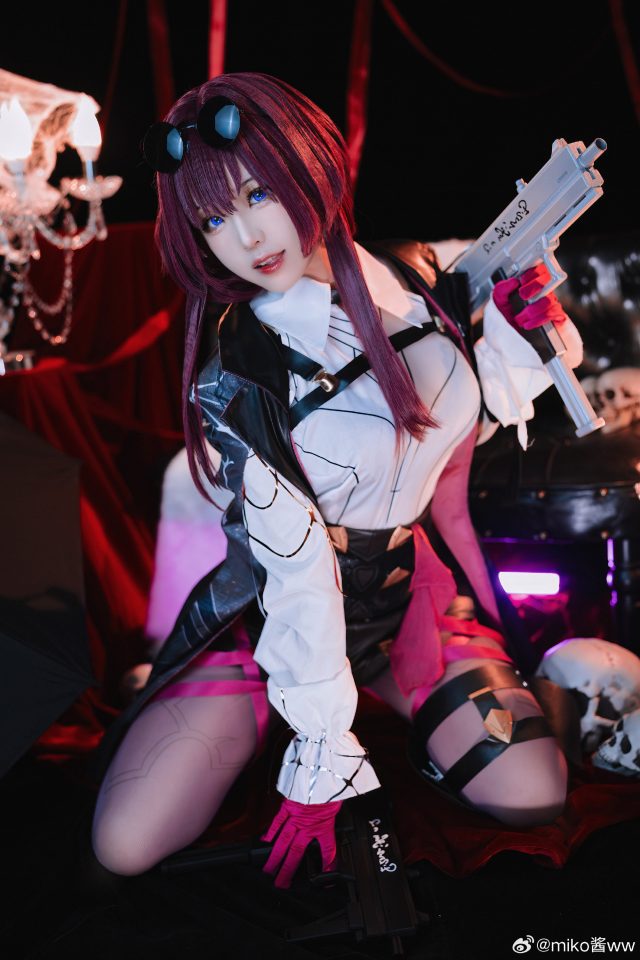 崩坏世界的绝美闪耀：miko酱ww cos《崩坏：星穹铁道》卡芙卡(崩坏的世界叫什么)插图3