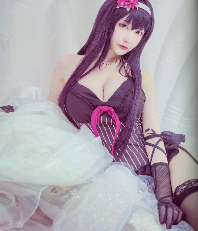 在下萝莉控ii cos霞之丘诗羽 | 在下萝莉控ii_魔王学姐·霞之丘诗羽cos [50P-89MB]