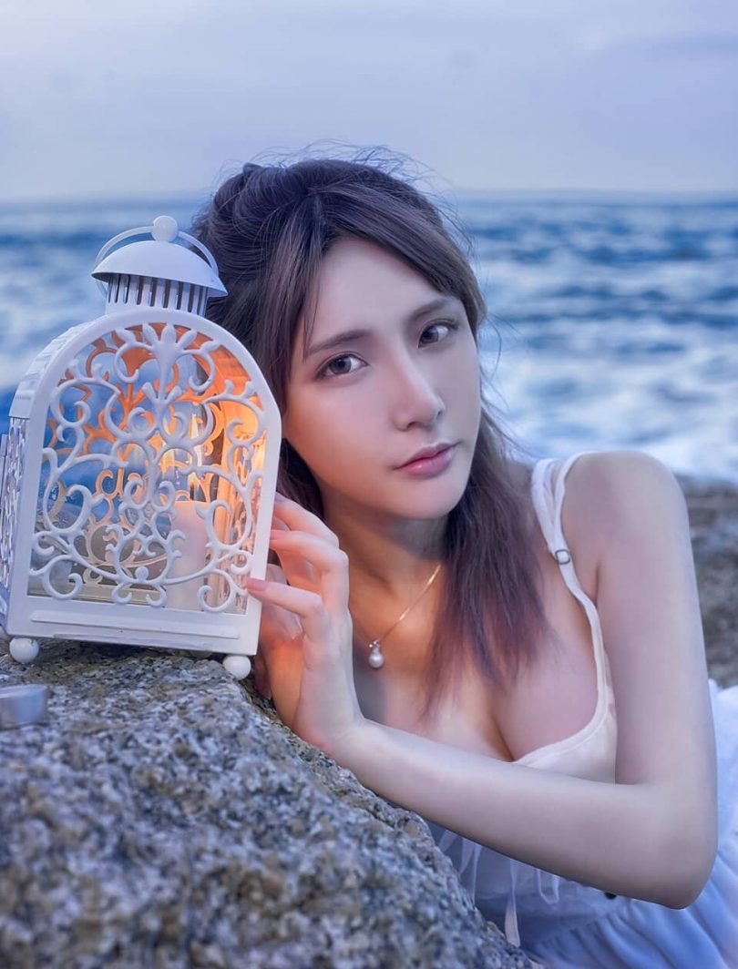 在下萝莉控ii cos图集 | 在下萝莉控ii_双11福利·白色吊带裙cos作品 [6P-1.53MB]插图5