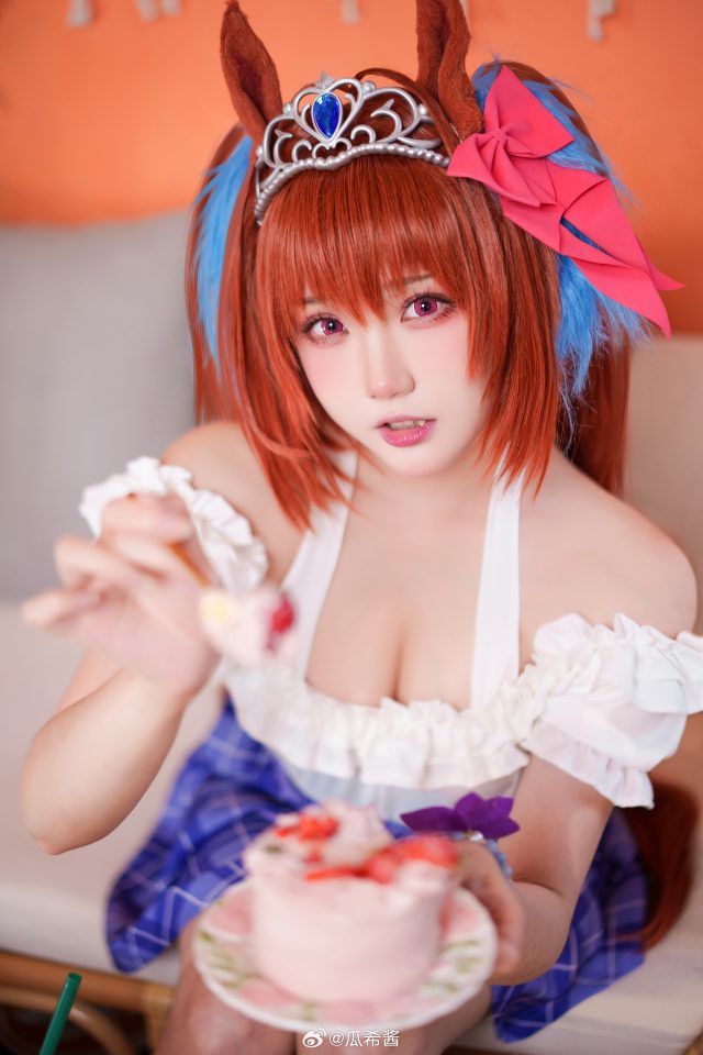 [赛马娘Pretty Derby]瓜希酱cos大和赤骥，展现性感领跑者的自信魅力(赛马娘pretty derby手游)插图5
