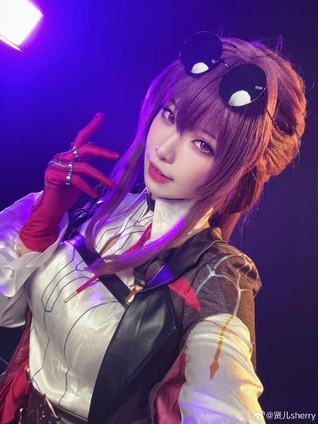 [崩坏：星穹铁道]贤儿sherry cos卡芙卡，魔法女王炫酷cosplay大放光彩(崩坏星穹铁道下载)插图2
