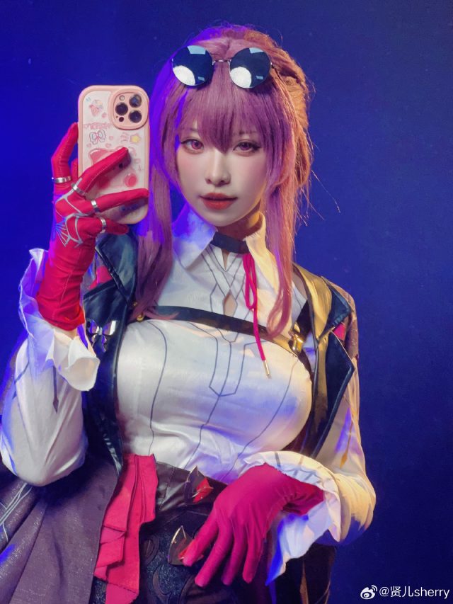 [崩坏：星穹铁道]贤儿sherry cos卡芙卡，魔法女王炫酷cosplay大放光彩(崩坏星穹铁道下载)插图1