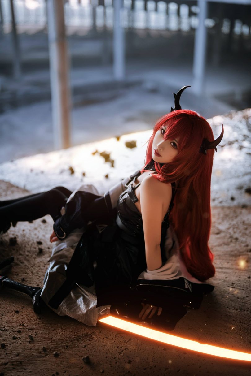 面饼仙儿cos史尔特尔 | 面饼仙儿_明日方舟·史尔特尔cos [22P-134MB]