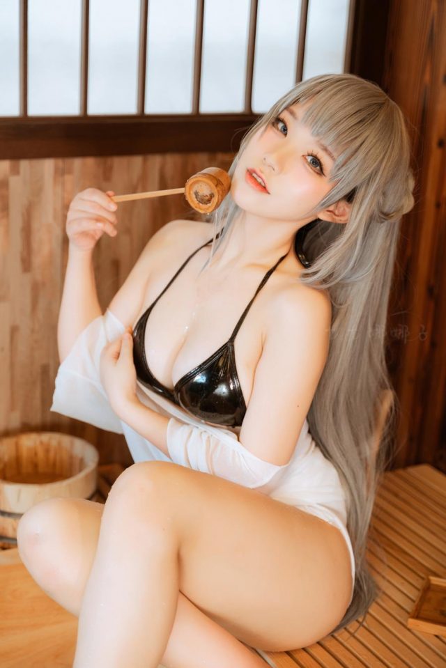 碧蓝航线·美因茨COS，七七娜娜子的惊艳COSPLAY之作(碧蓝航线美因茨装备)插图6