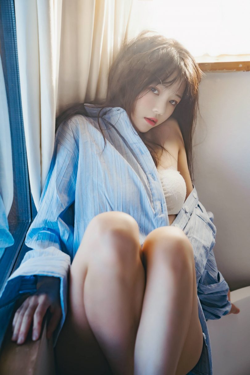 桜桃喵cos_蓝衬衫 | 桜桃喵_浴缸·蓝衬衫cos作品 [44P-1.13GB]