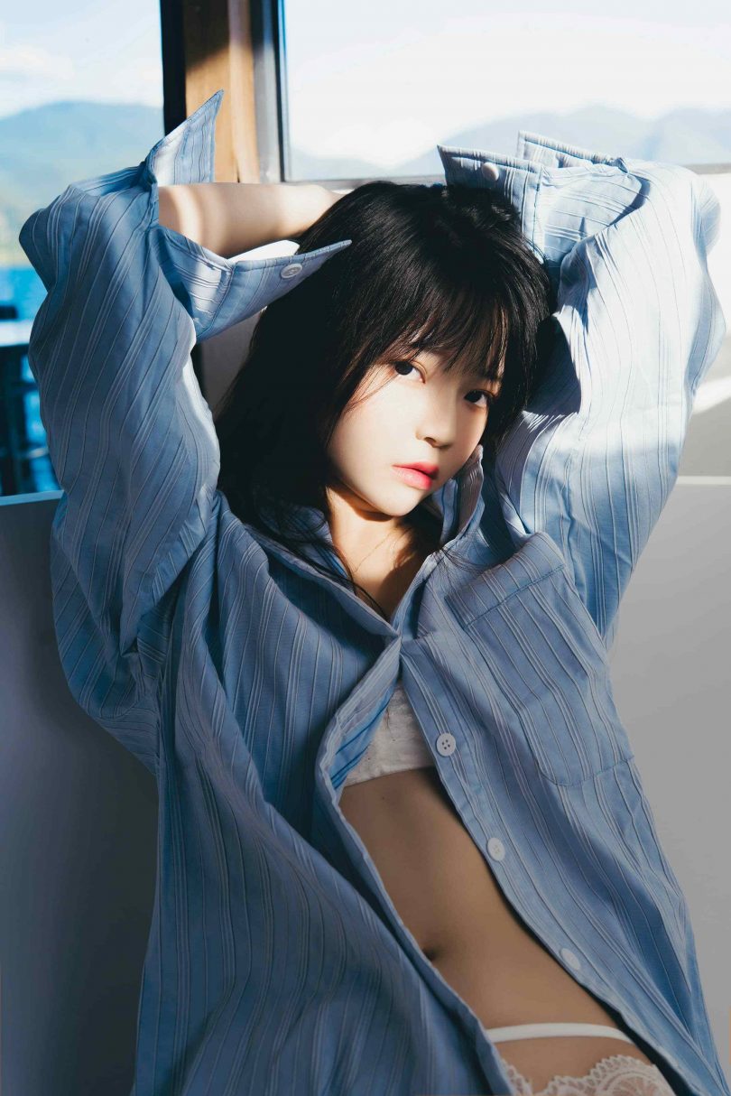 桜桃喵cos_蓝衬衫 | 桜桃喵_浴缸·蓝衬衫cos作品 [44P-1.13GB]