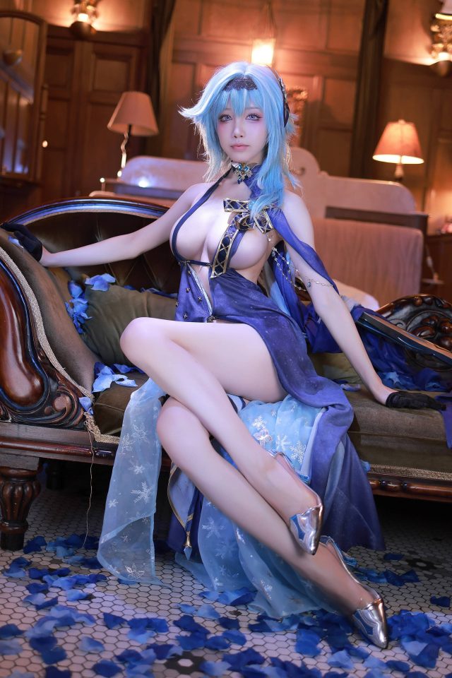 水淼aqua的《原神》优菈COSPLAY，性感与英勇完美结合(水淼aqua_新的微博)插图3