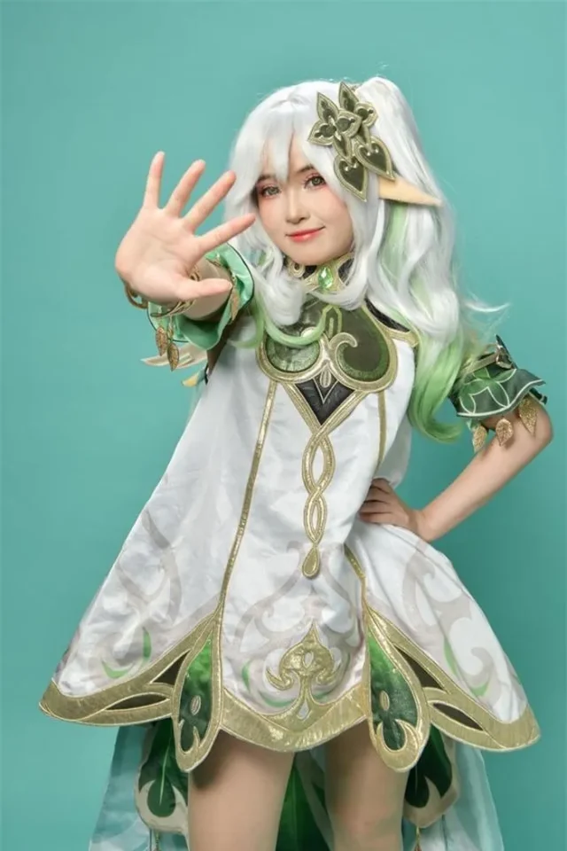 女主播“Baby Co”的《原神》纳西妲cosplay，让粉丝们兴奋不已！(女主播如何能吸引大哥)插图3