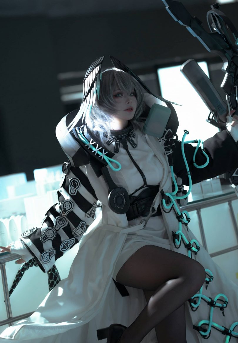 w百合欧皇子w cos霍尔海雅 | w百合欧皇子w_明日方舟·霍尔海雅cos [18P-124MB]