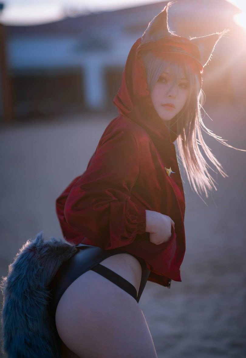 w百合欧皇子w cos红 | w百合欧皇子w_明日方舟·红 轻风LB01 cos [12P-97MB]