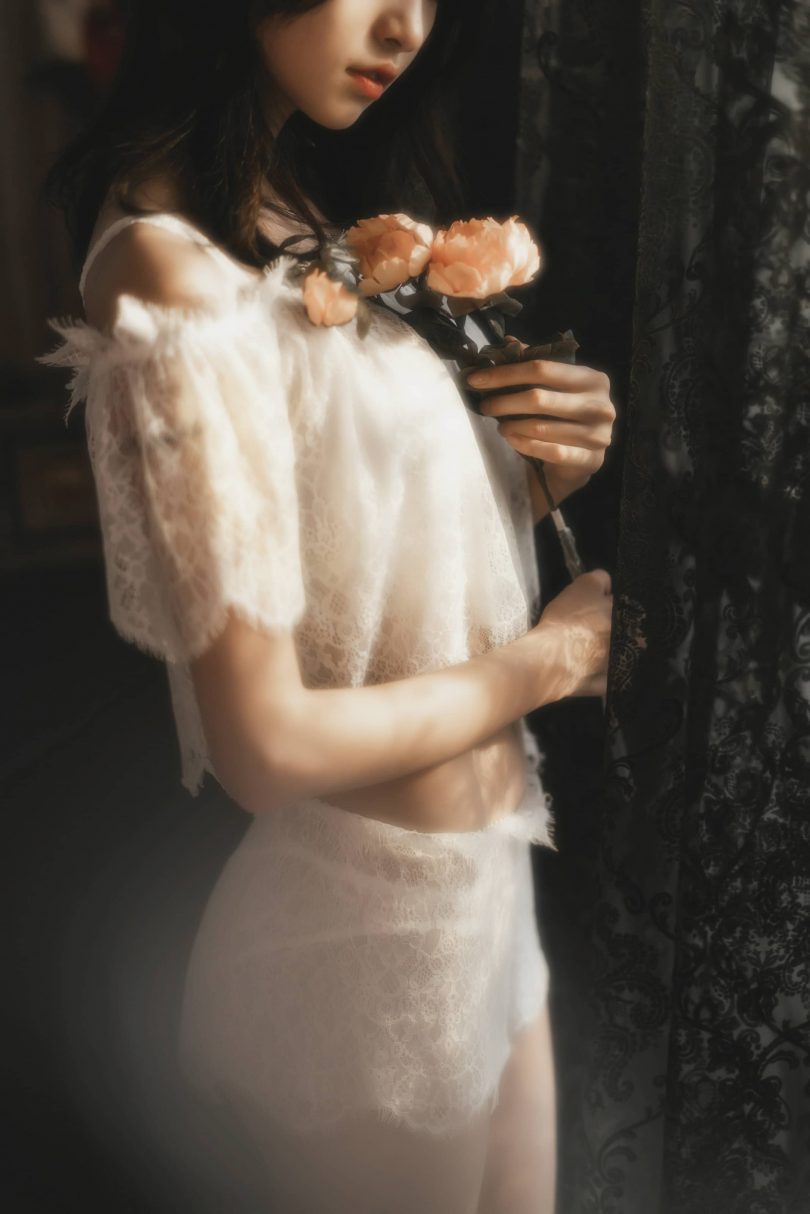 沧霁桔梗cos_情人 | 沧霁桔梗_L’Amant·情人cos作品 [23P-518MB]