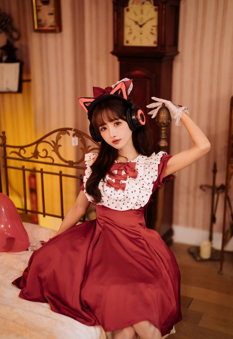 紫氯氯cos妖舞女孩 | 紫氯氯_妖舞女孩·520 cos作品 [18P-162MB]