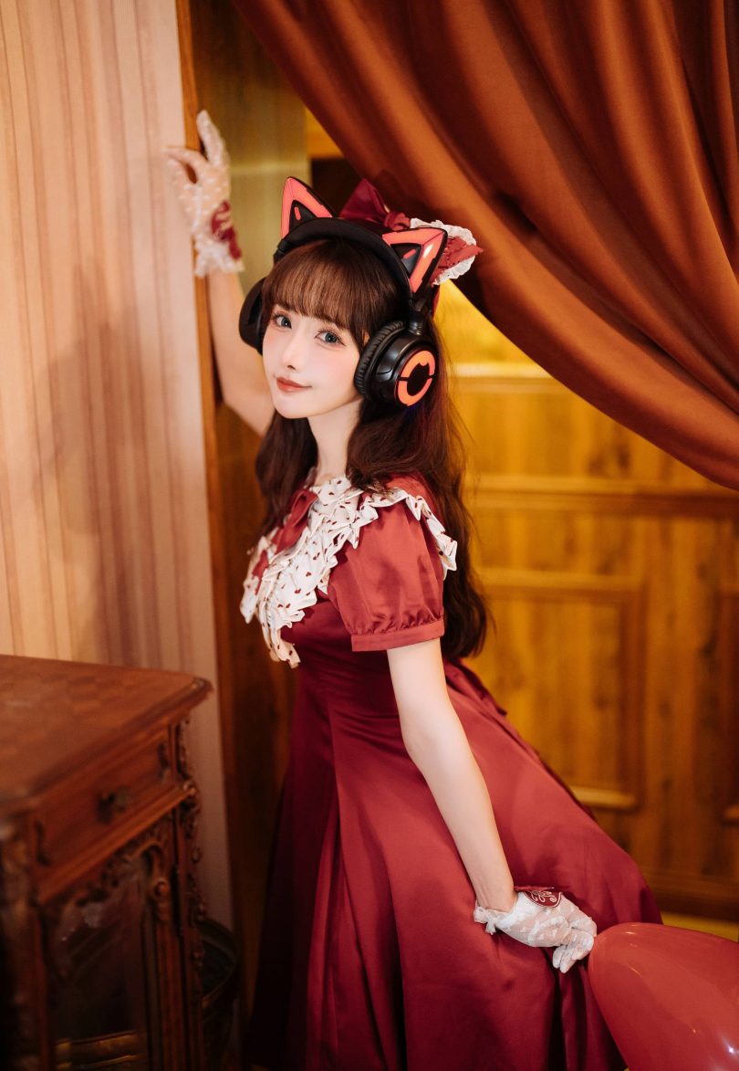 紫氯氯cos妖舞女孩 | 紫氯氯_妖舞女孩·520 cos作品 [18P-162MB]