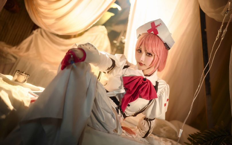 紫氯氯cos安 | 紫氯氯_无期迷途·安 护士cos作品 [13P-35MB]