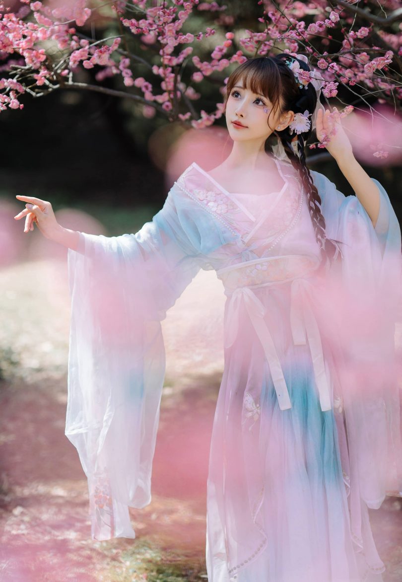 紫氯氯cos古典美女 | 紫氯氯_二月梅花·古典美女cos作品 [18P-87MB]