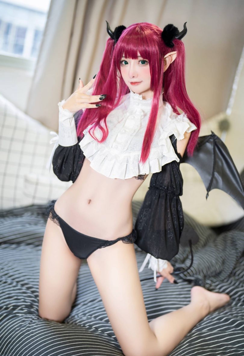 紫氯氯cos利兹 | 紫氯氯_更衣人偶·利兹小恶魔cos作品 [15P-38MB]